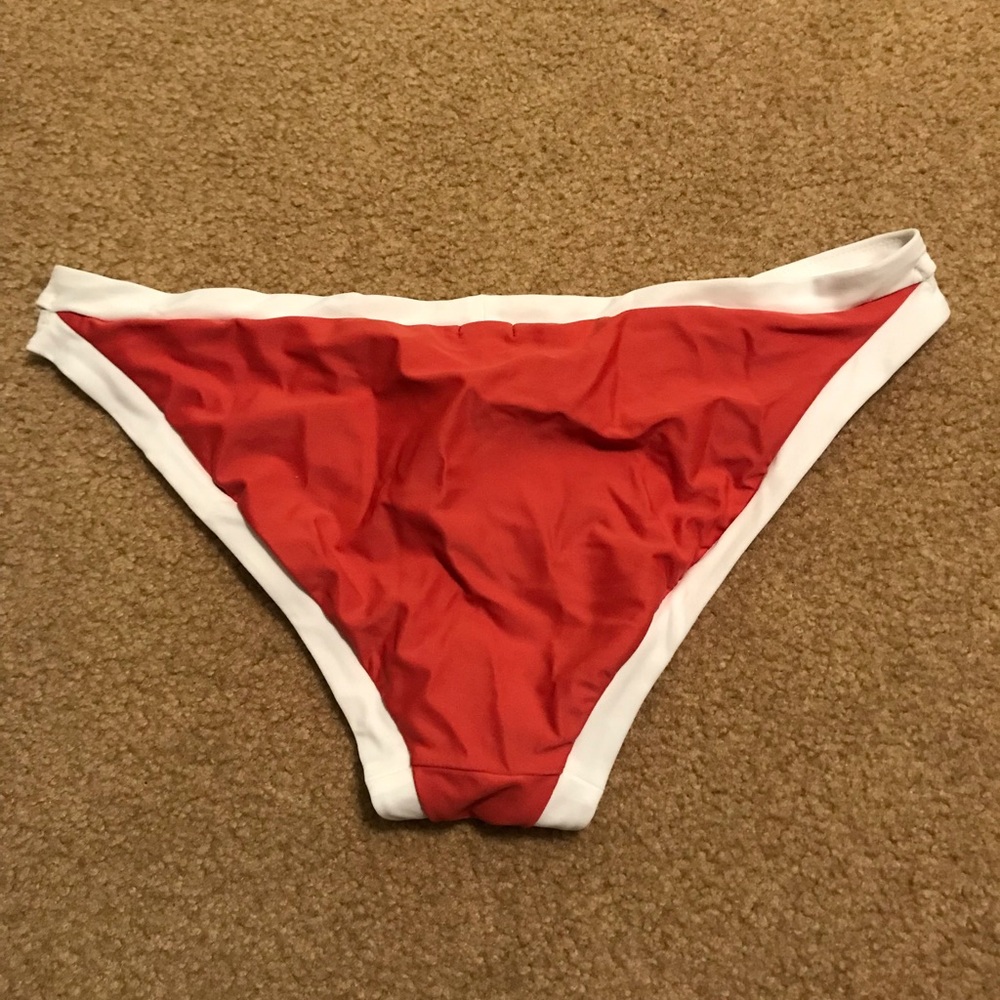 bikini bottom - Picture 3 of 3